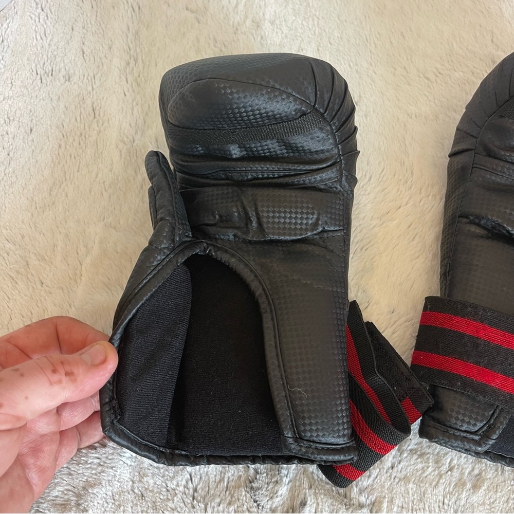 Child Youth Small Taekwondo Martial Arts Hand SPARRING GLOVES Gear Pad Black - Picture 7 of 7